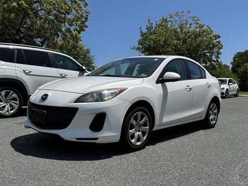 2013 Mazda Mazda3 i Sport