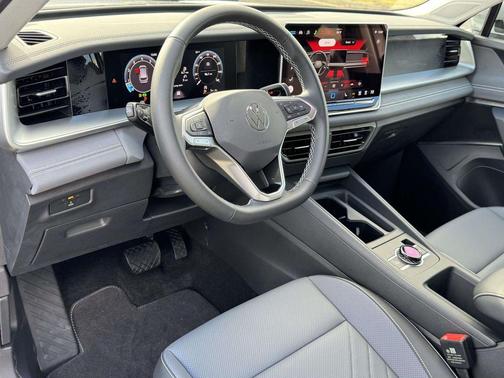 2026 Volkswagen Tiguan 2.0T SE 4MOTION