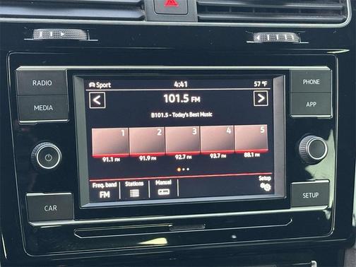 2019 Volkswagen Golf GTI 2.0T S 4-Door