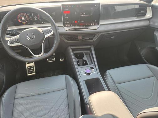 2025 Volkswagen Tiguan 2.0T SE R-Line Black 4MOTION