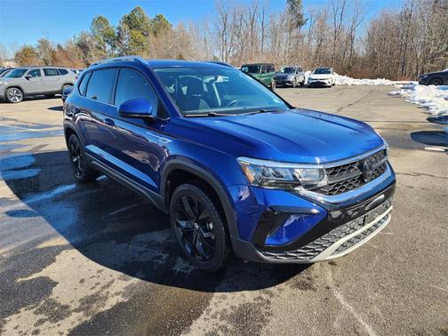 2022 Volkswagen Taos 1.5T SE