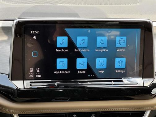 2025 Volkswagen Atlas Cross Sport 2.0T SE