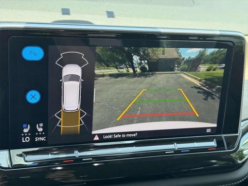 2025 Volkswagen Atlas 2.0T SE w/Technology 4MOTION