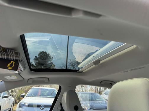 2026 Volkswagen Jetta 1.4T SE