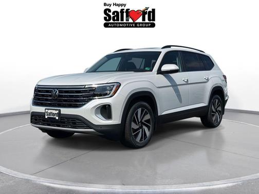 White Pearl 2026 Volkswagen Atlas 2.0T SE w/Technology 4MOTION