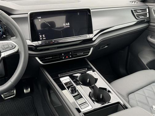 2026 Volkswagen Atlas Cross Sport 2.0T SEL Premium