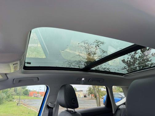 Blue 2027 Volkswagen Taos 1.5T SE Black