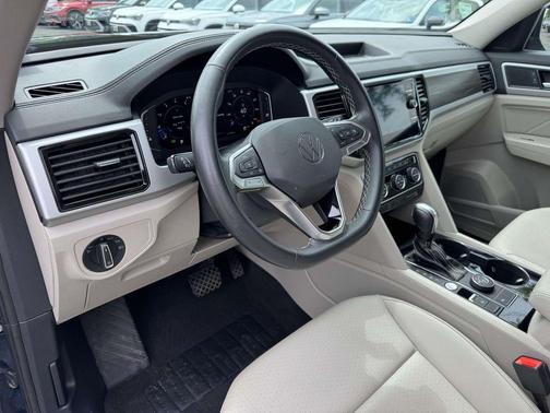 Tourmaline Blue Metallic 2023 Volkswagen Atlas 3.6L SE w/Technology