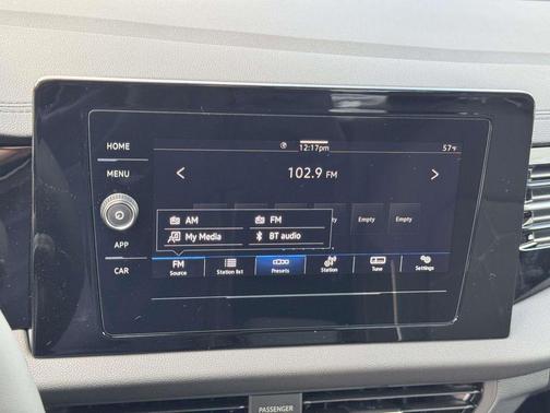 Deep Black Pearl 2026 Volkswagen Jetta 1.4T S