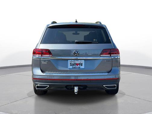 Platinum Gray Metallic 2023 Volkswagen Atlas 3.6L SE w/Technology