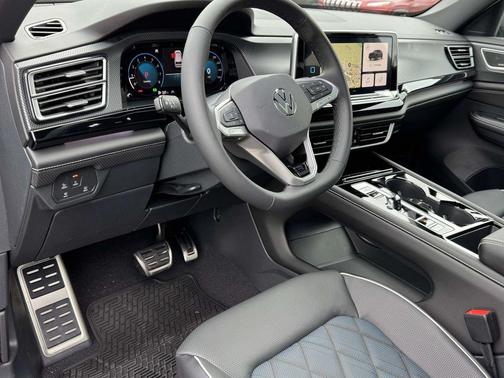 2026 Volkswagen Atlas Cross Sport 2.0T SEL Premium