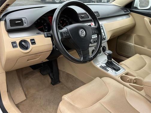 2008 Volkswagen Passat Komfort