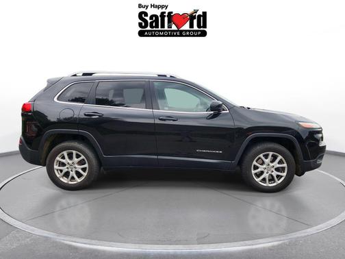 Brilliant Black Crystal Pearlcoat 2015 Jeep Cherokee Latitude