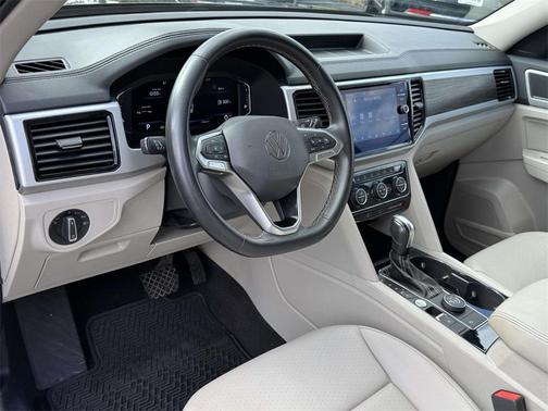 2022 Volkswagen Atlas 3.6L SE w/Technology