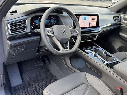 2026 Volkswagen Atlas Cross Sport 2.0T SE w/Technology 4MOTION