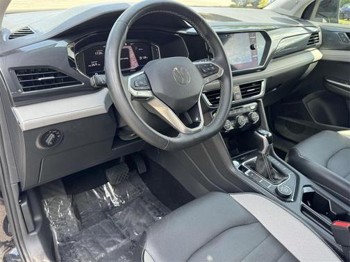 2022 Volkswagen Taos 1.5T SEL