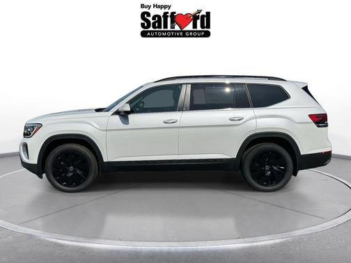 White Pearl 2026 Volkswagen Atlas 2.0T SE w/Technology