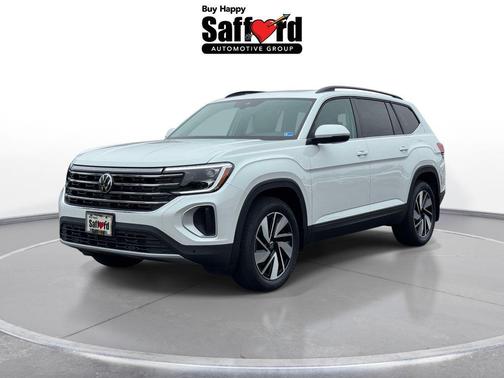 White Pearl 2026 Volkswagen Atlas 2.0T SE w/Technology