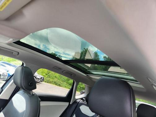 Gray 2025 Volkswagen Taos 1.5T SEL