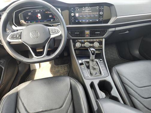 Pyrite Silver Metallic 2024 Volkswagen Jetta 1.5T SEL