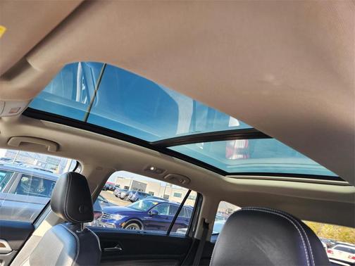 2022 Volkswagen Atlas 3.6L SE w/Technology