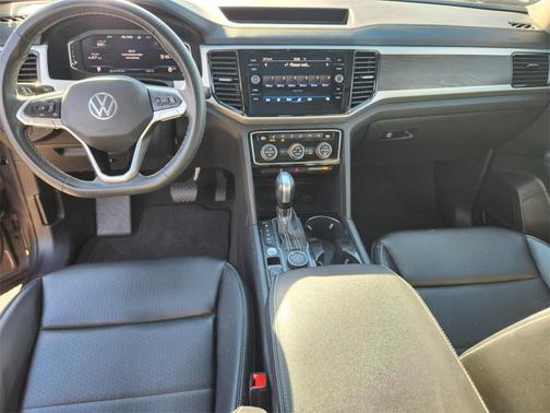2022 Volkswagen Atlas 3.6L SE w/Technology