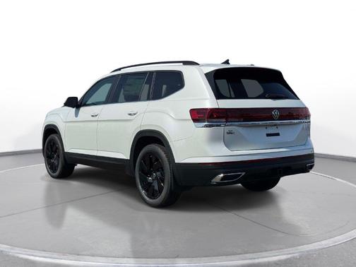 Opal White Pearl 2026 Volkswagen Atlas 2.0T SE W/TECHNOLOGY