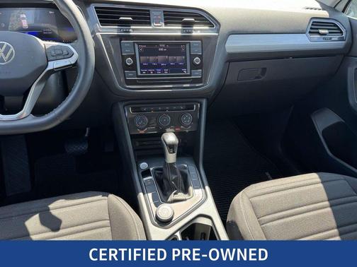 Pure White 2024 Volkswagen Tiguan 2.0T S