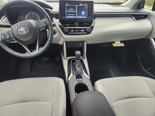 Celestite 2022 Toyota Corolla Cross LE