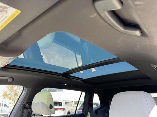 2021 Volkswagen Tiguan 2.0T SE R-Line Black 4MOTION