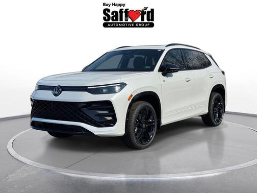 White Pearl 2026 Volkswagen Tiguan 2.0T SE R-Line Black 4MOTION