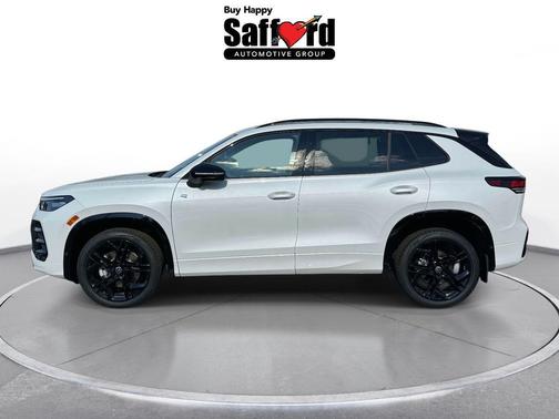 White Pearl 2026 Volkswagen Tiguan 2.0T SE R-Line Black 4MOTION
