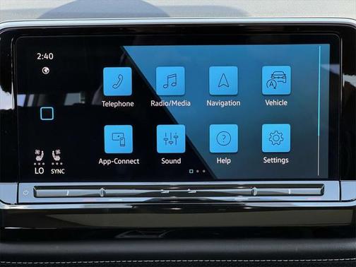 2025 Volkswagen Atlas 2.0T SE w/Technology 4MOTION