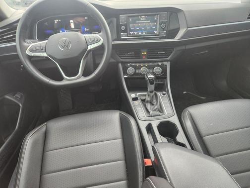 2023 Volkswagen Jetta 1.5T SE