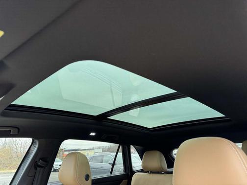 2026 Volkswagen Atlas Cross Sport 2.0T SEL