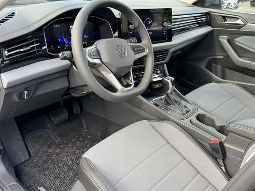 2026 Volkswagen Jetta 1.4T SE