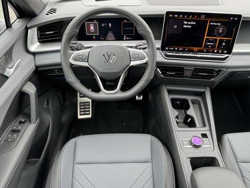 2025 Volkswagen Tiguan 2.0T SE R-Line Black 4MOTION