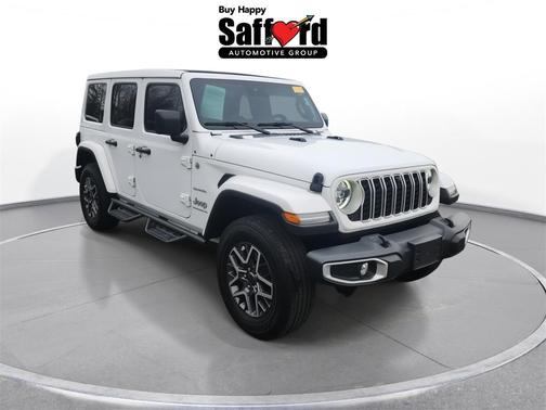 2024 Jeep Wrangler 4-Door Sahara 4x4