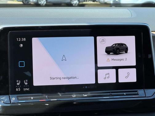 White Pearl 2026 Volkswagen Atlas 2.0T SE w/Technology 4MOTION