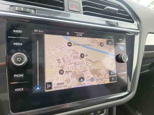 Deep Black Pearl 2021 Volkswagen Tiguan 2.0T SEL R-Line 4MOTION