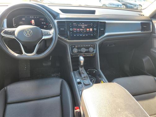 2023 Volkswagen Atlas 3.6L SE w/Technology