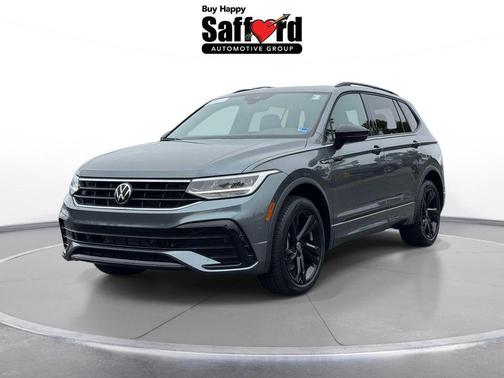 Platinum Gray Metallic 2024 Volkswagen Tiguan 2.0T SE R-Line Black 4MOTION