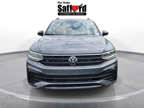 Platinum Gray Metallic 2024 Volkswagen Tiguan 2.0T SE R-Line Black 4MOTION