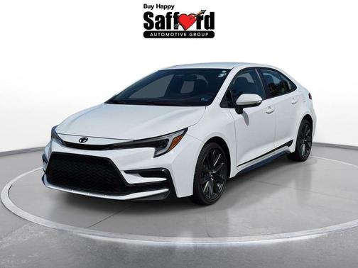 Ice Cap 2024 Toyota Corolla SE