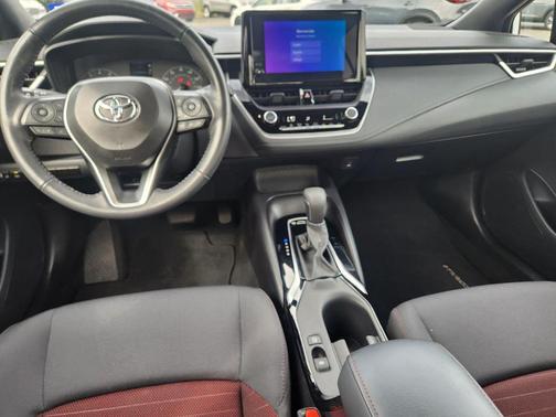 Ice Cap 2024 Toyota Corolla SE