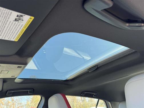 2026 Volkswagen Golf GTI 2.0T SE DSG