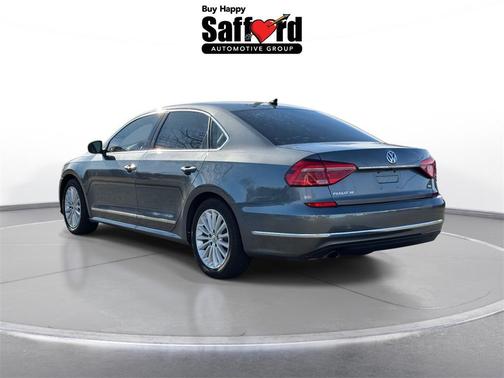 2016 Volkswagen Passat 1.8T SE