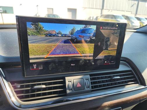 2024 Audi Q5 45 S line Premium Plus