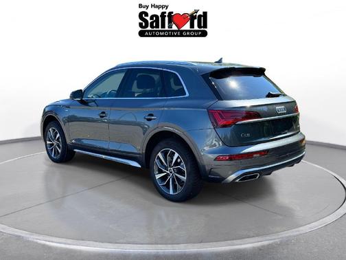 Daytona Gray Pearl Effect 2023 Audi Q5 45 S line quattro Premium