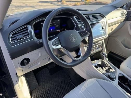 2023 Volkswagen Tiguan 2.0T SE 4MOTION